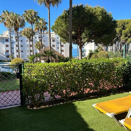Mi Capricho, Beachfront, Grownfloor, Private Garden & Terrace Sitio de Calahonda Kültér fotó
