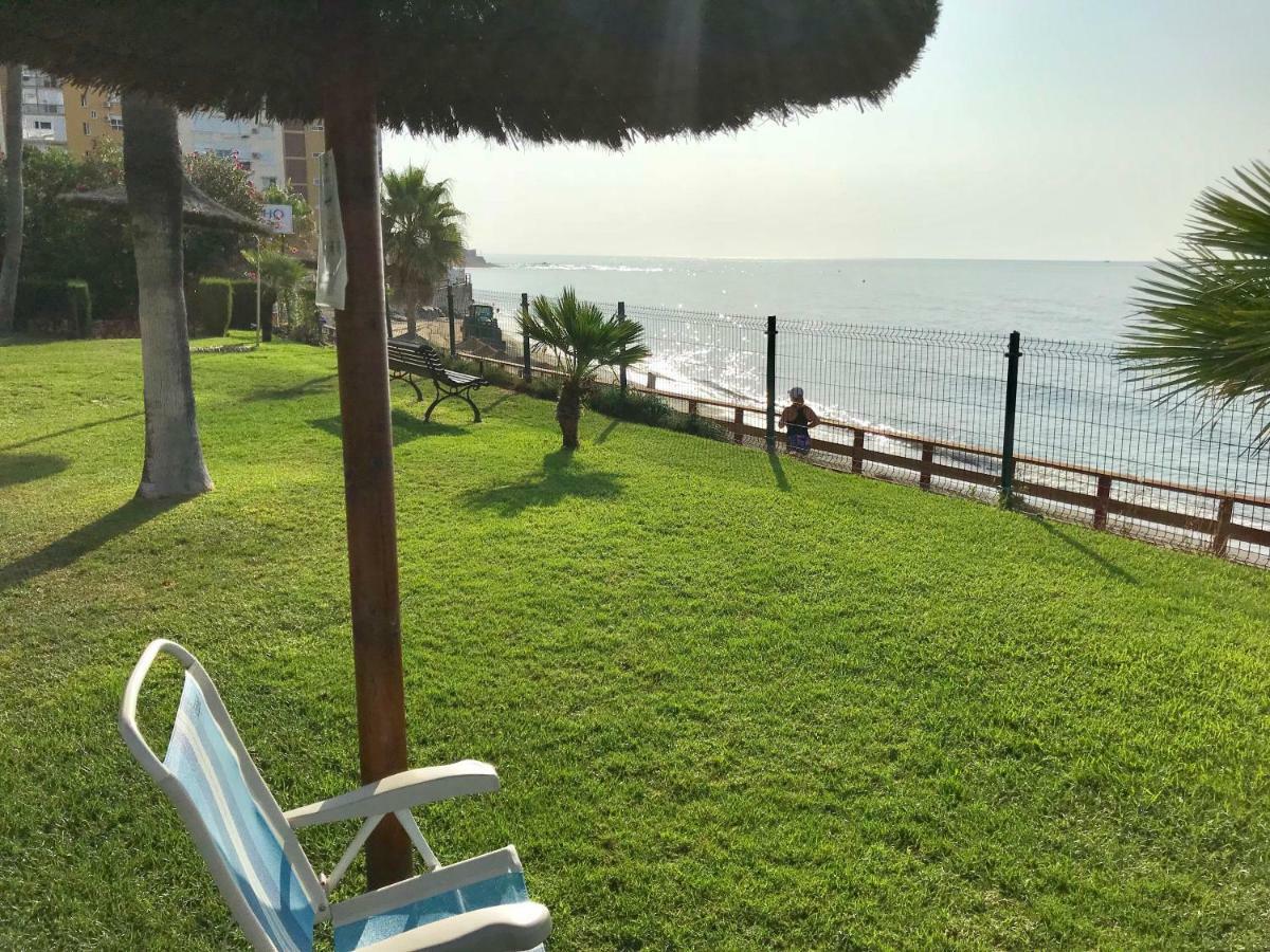 Mi Capricho, Beachfront, Grownfloor, Private Garden & Terrace Sitio de Calahonda Kültér fotó